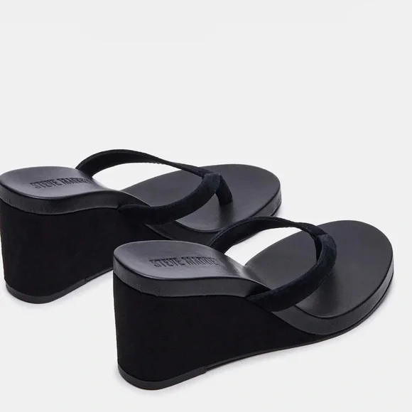 NWT Steve Madden Suede Playing Black Wedge Sandals Heels 8 - Picture 4 of 6